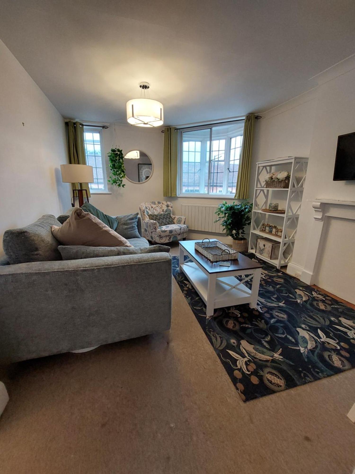 The Gallery Appartment With Parking Стратфорд на Ейвън Екстериор снимка